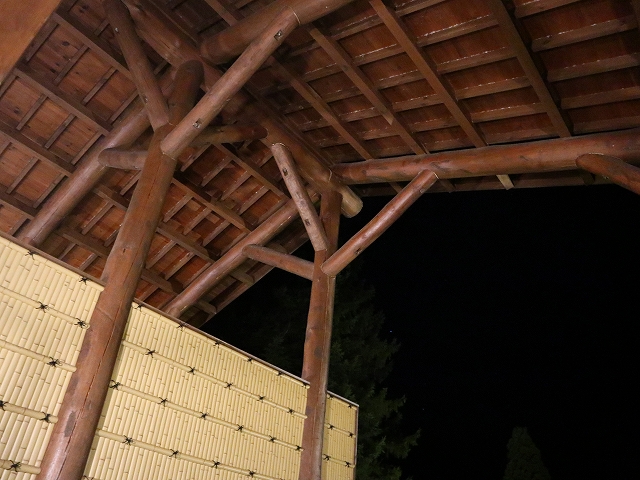十和田プリンスホテルの露天風呂の屋根