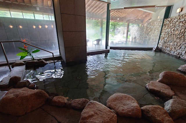 女湯大浴場内湯