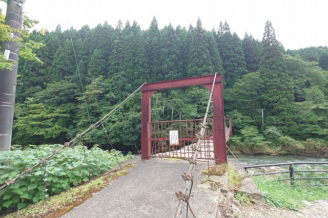 封鎖された吊り橋