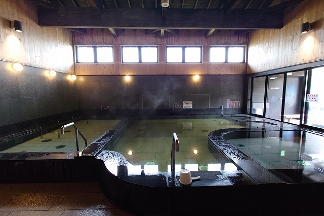 龍泉の湯の内湯