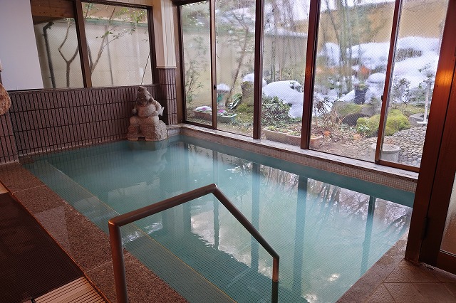 磐梯熱海温泉　楽山の女湯だった方の浴室