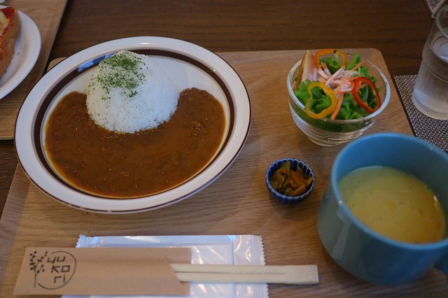 朝食