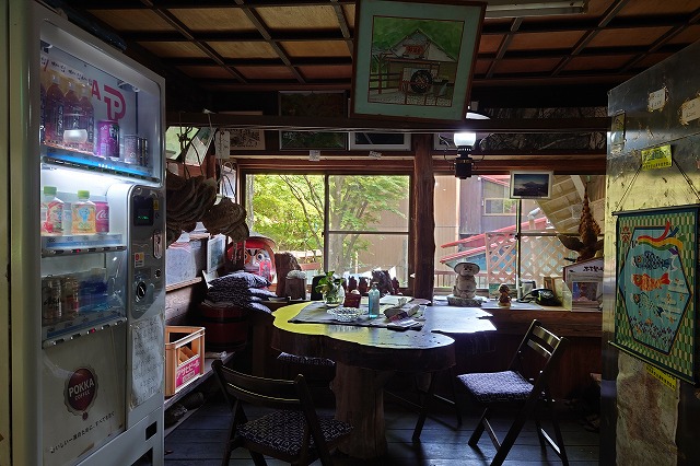 金湯館のロビー