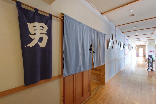 鹿鳴館の浴室前