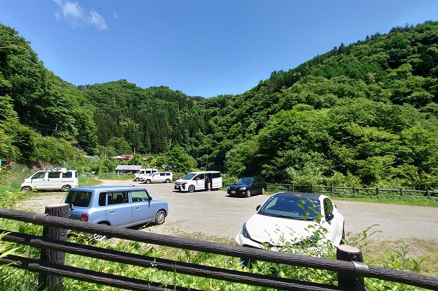 尻焼温泉駐車場の込み具合