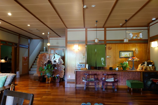 花いちのロビー