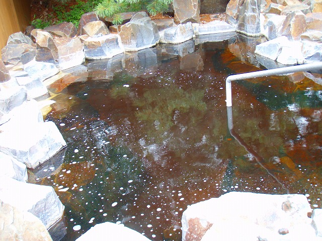 鶴居村温泉ホテルTAITOの露天風呂の浴槽