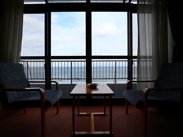 五浦温泉ホテル 別館 大観荘の客室からの海