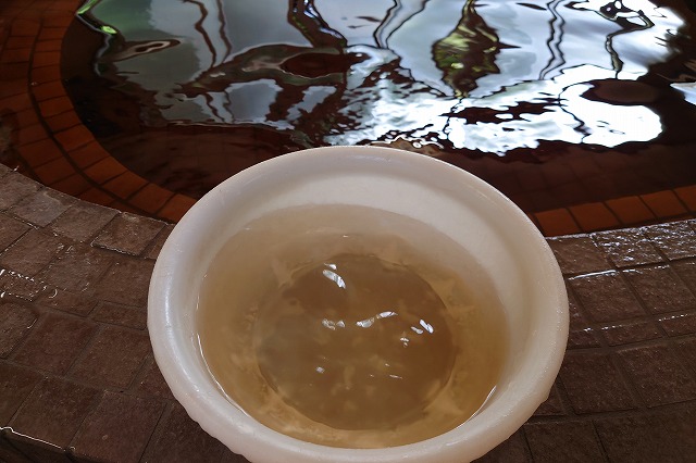 鶴丸温泉のお湯