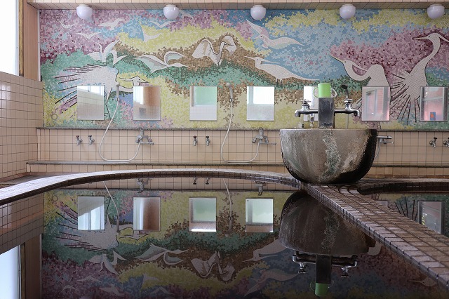 鶴丸温泉の壁画