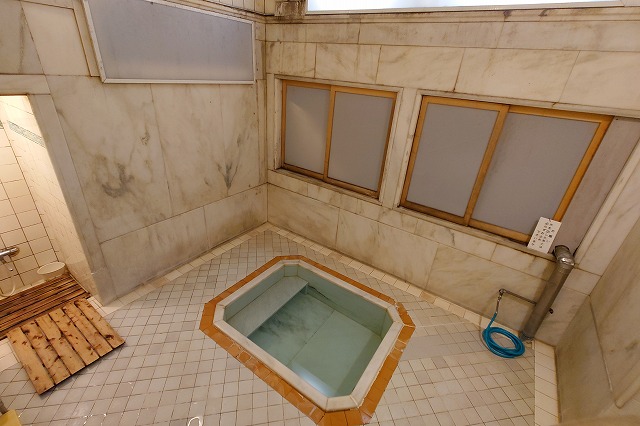 塔ノ沢一の湯本館の貸切風呂