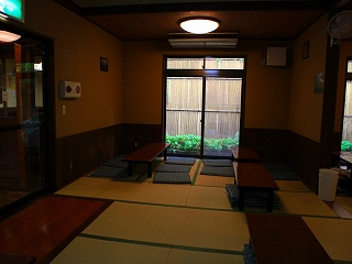 箱根の湯の休憩室