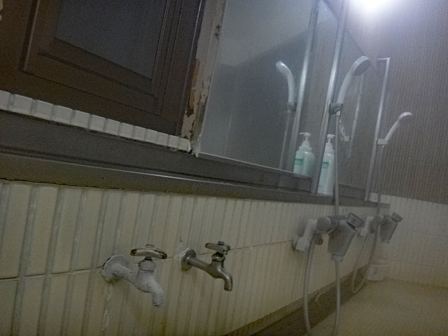 箱根大平台温泉 姫之湯のカラン、シャワー