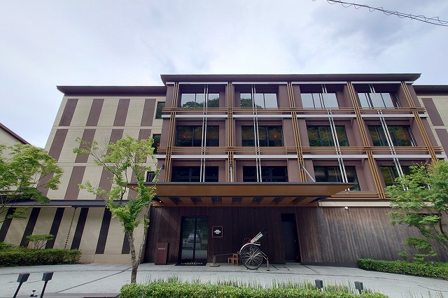 ホテルインディゴ箱根強羅の外観