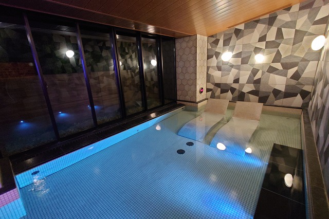 サーマルスプリングの寝湯