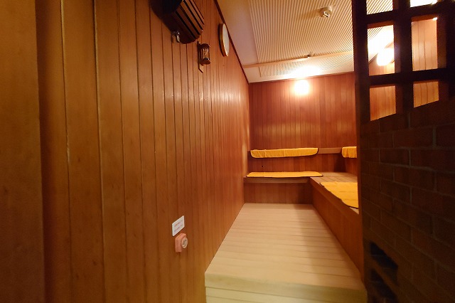 サウナ