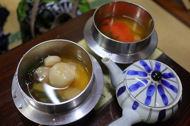 貝釜飯としゃけ親子釜飯