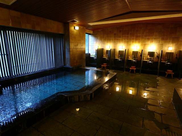 真奈邸箱根の大浴場