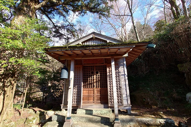 薬師堂と