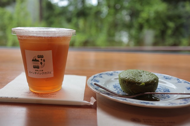 ティーソーダ、フォンダンショコラ抹茶味