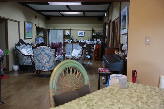 岩盤浴の休憩スペース