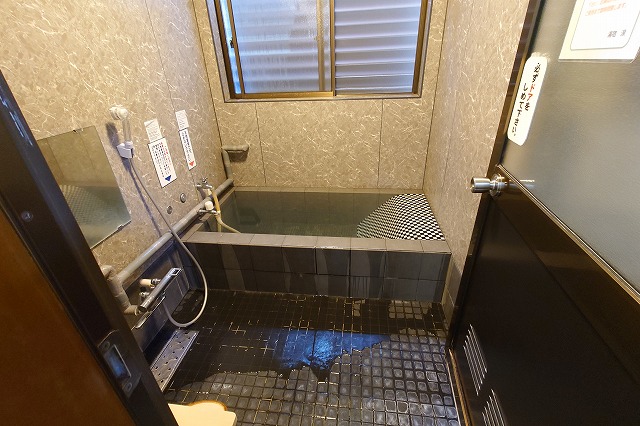 山鹿温泉　湶の部屋風呂