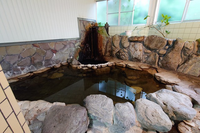 加久藤温泉の岩風呂