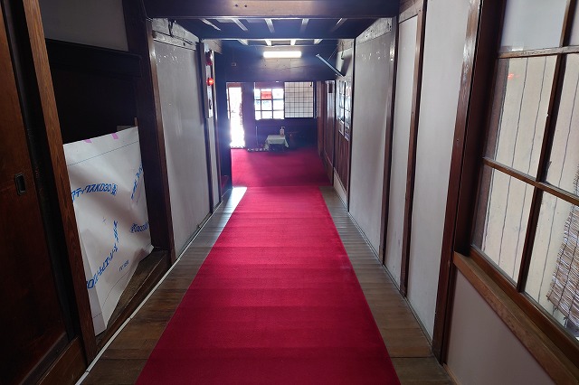 館内の廊下