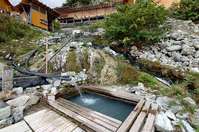 白馬鑓温泉小屋の足湯