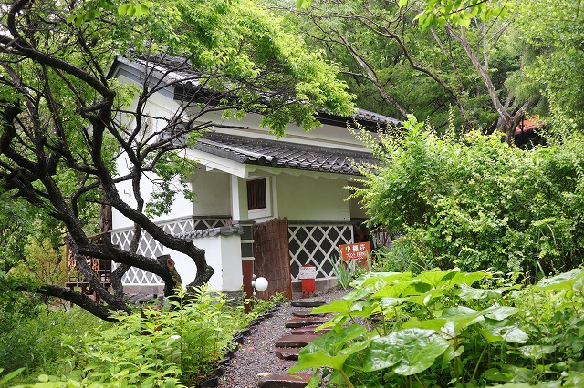 貸切風呂？土蔵？