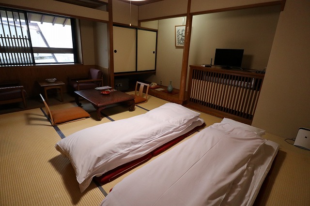 野沢温泉常盤屋旅館の客室
