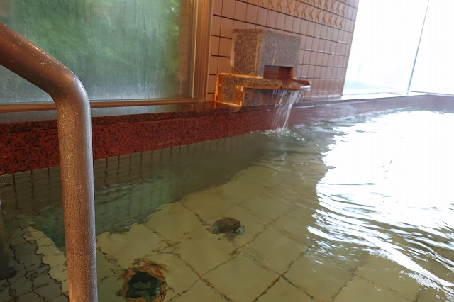 内湯の湯口