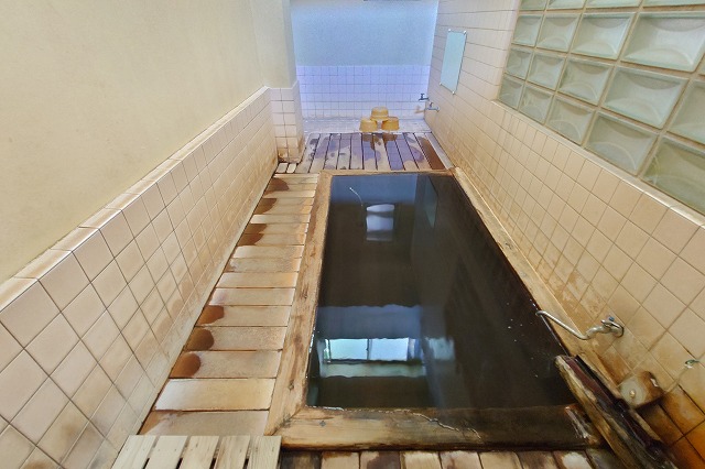 神明滝の湯の浴室