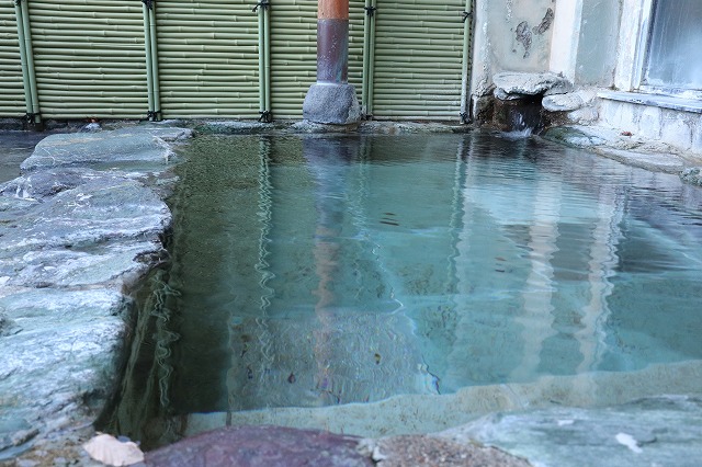 和泉屋旅館の温泉