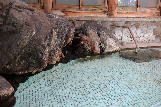 桃山風呂の湯口