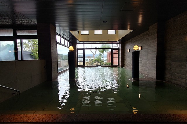 男湯内湯