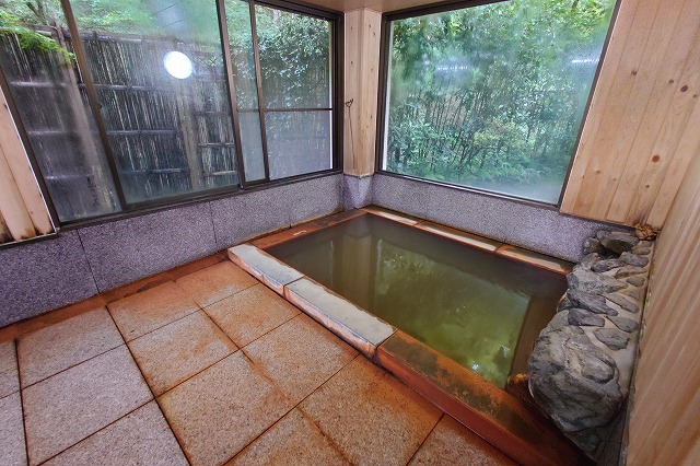 吉野温泉元湯の浴室