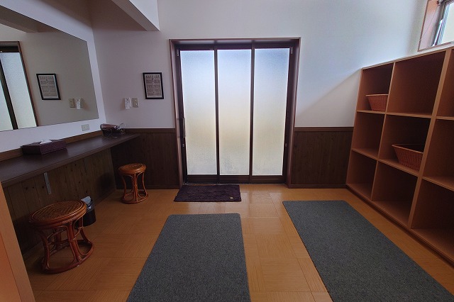 関温泉朝日屋の脱衣所