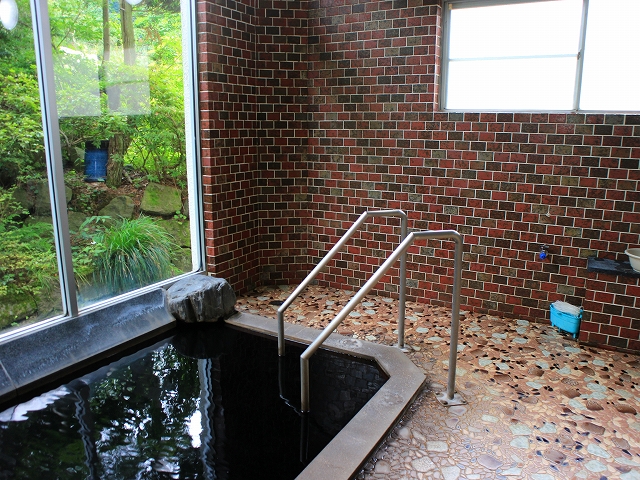 三島谷温泉 永久荘の浴室