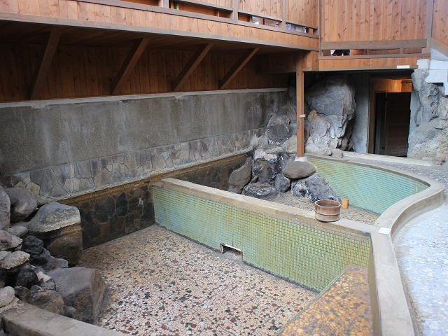 旧浜田温泉の浴槽