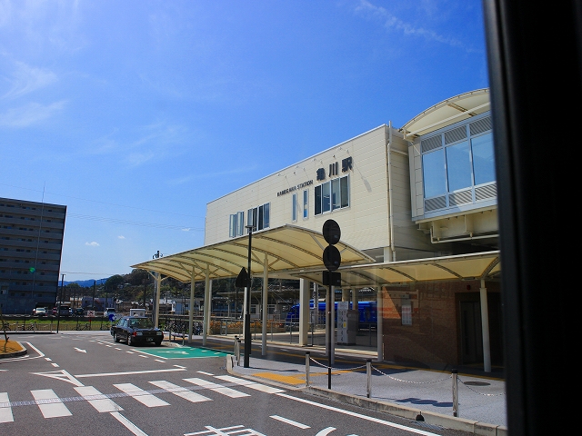 JR亀川駅