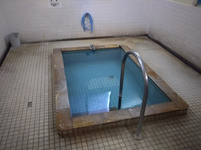 山田温泉の浴室
