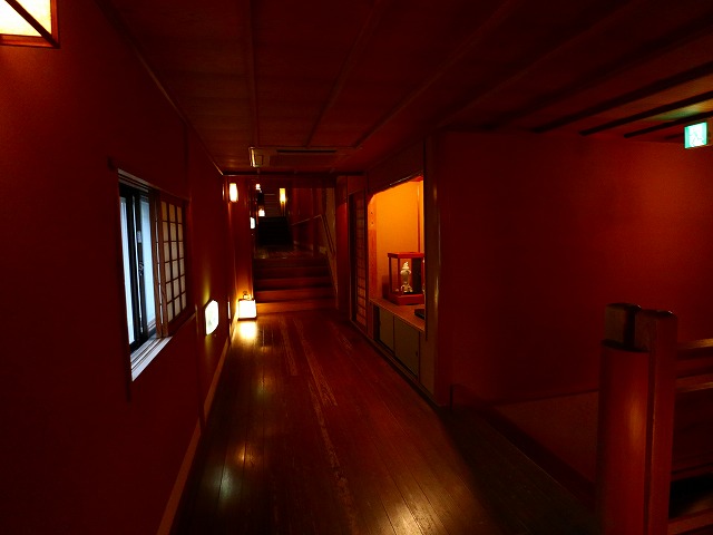 武雄温泉　扇屋の廊下