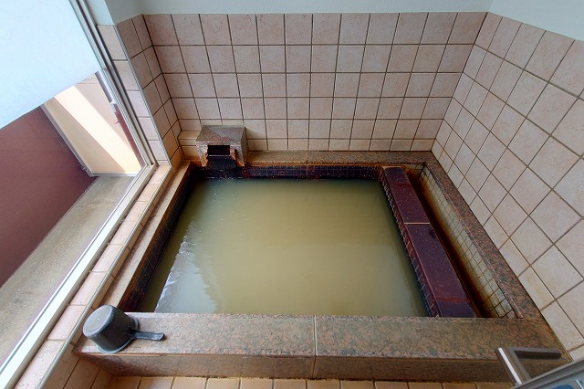 早稲田天然温泉めぐみの湯の貸切家族風呂