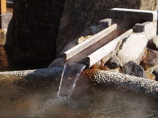 さいたま清河寺温泉の湯口