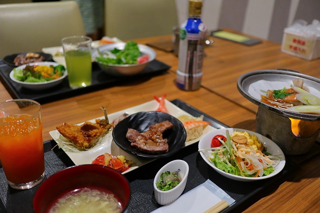 大江戸温泉物語の夕食ブュッフェ