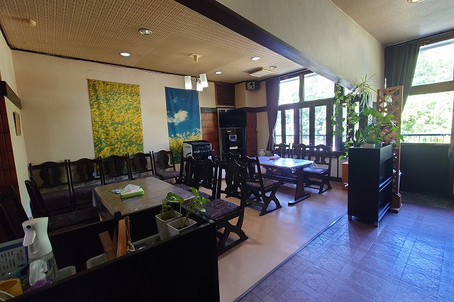 セルフでコーヒーが飲める喫茶室