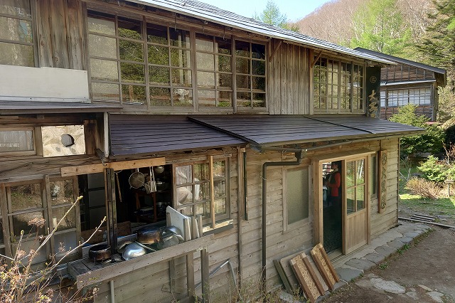 三斗小屋温泉　大黒屋の外観