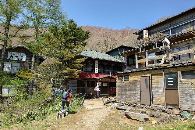 三斗小屋温泉の煙草屋旅館と大黒屋