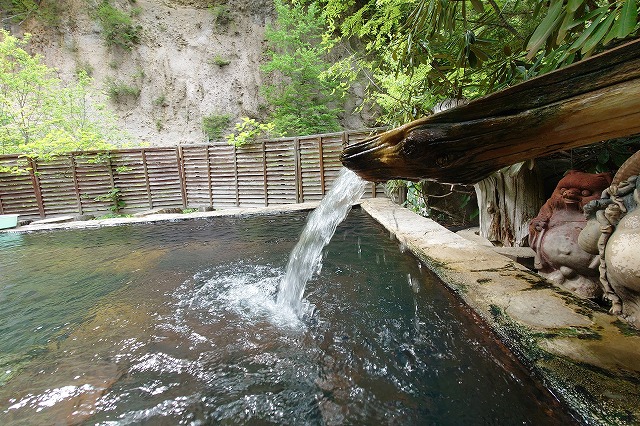 混浴露天　上の湯口